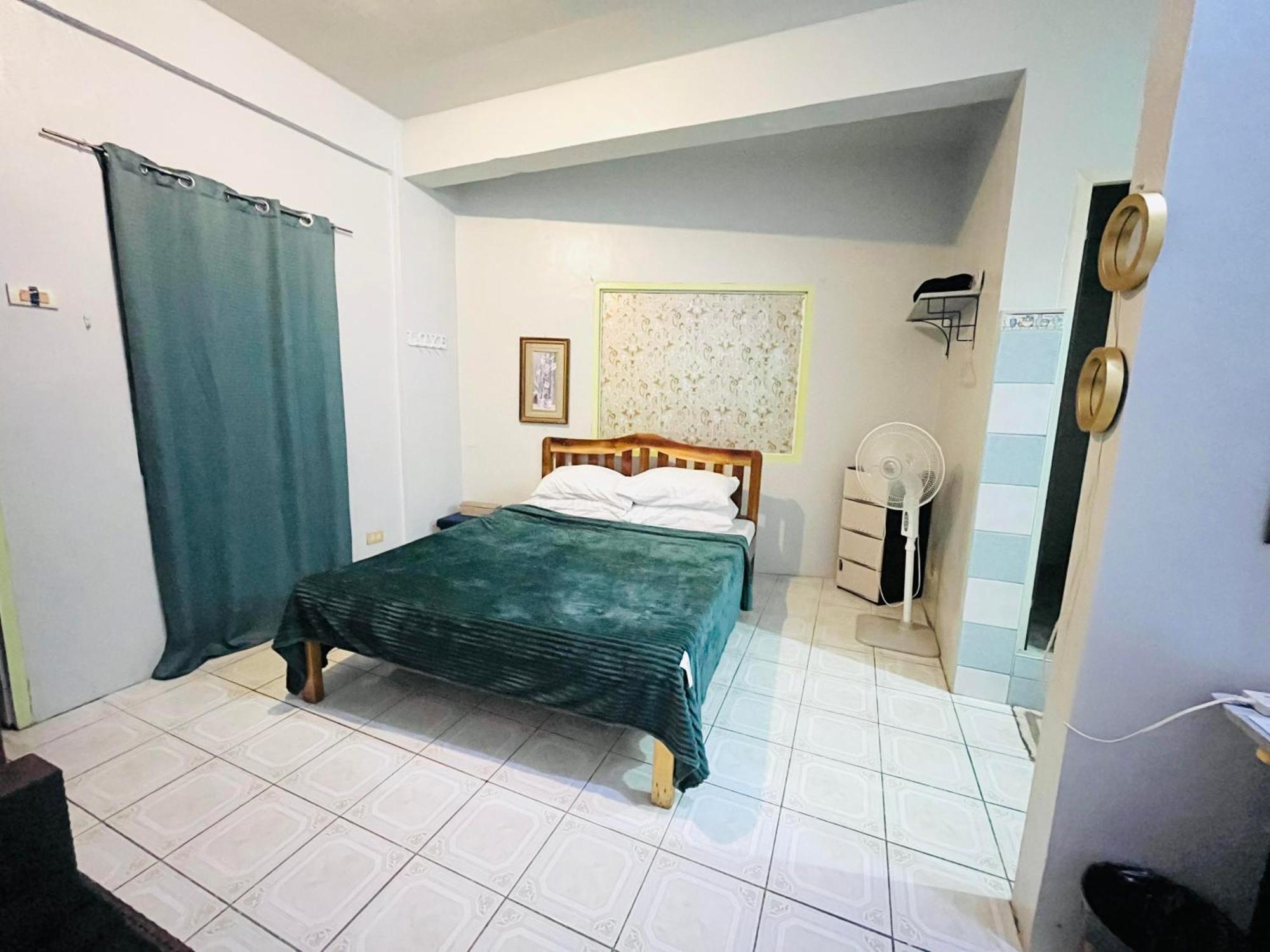 The Studio Byhome Puerto Princesa ภายนอก รูปภาพ